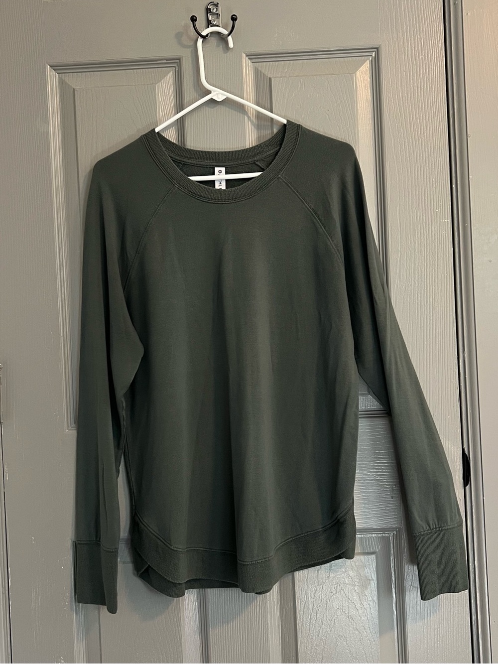 Athleta Large Tall women’s Crewneck Sweater Top Dark Green Casual Relaxed